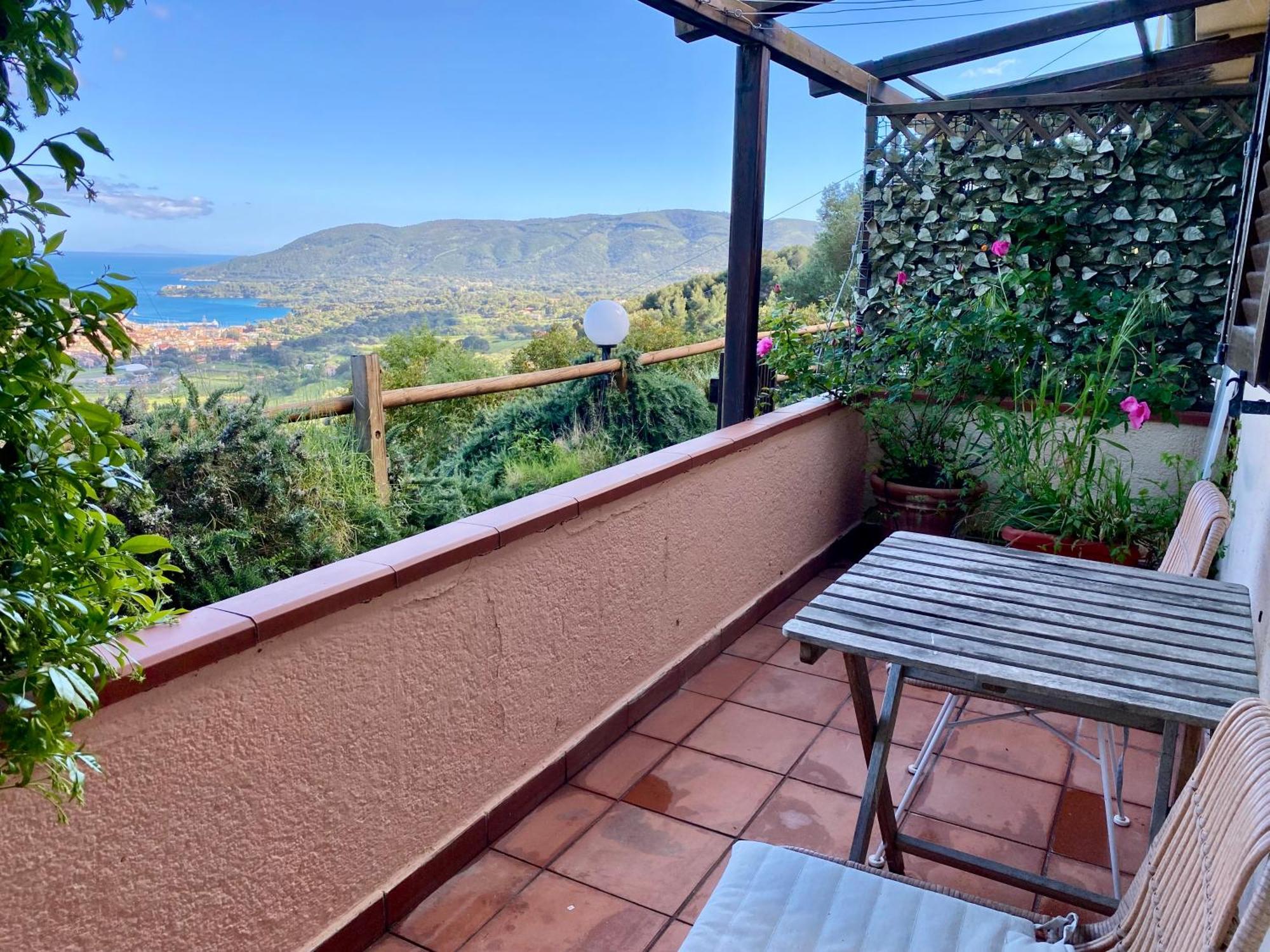 Aria Di Collina - Isola D'Elba Apartamento Porto Azzurro Exterior foto